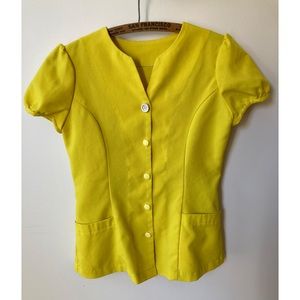 Vintage 1960s Women's mustard yellow short sleeve bowling style blouse.